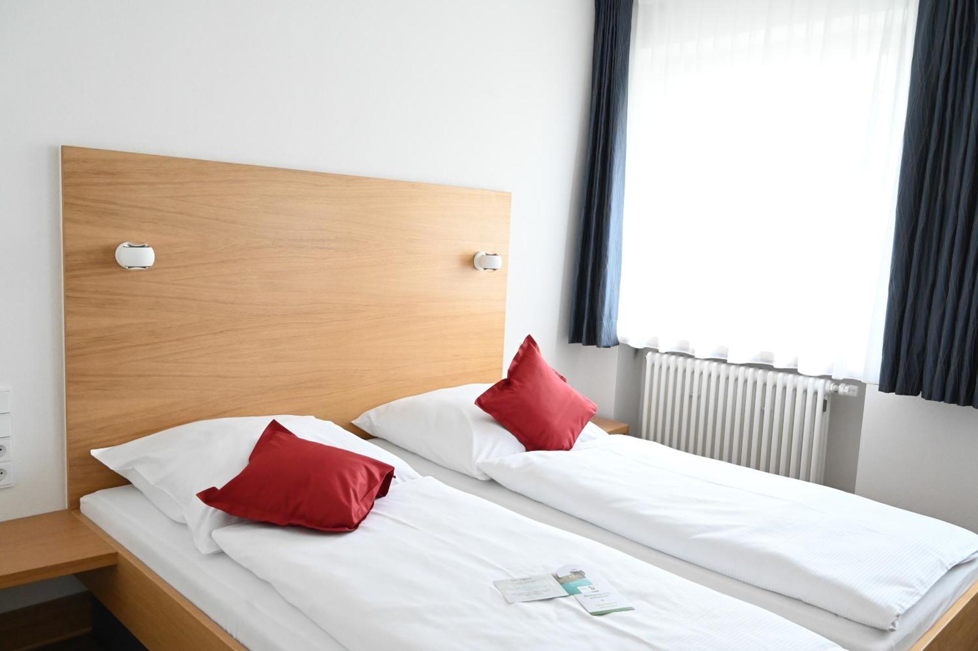 Bildungs- & Tagungshaeuser Vierzehnheiligen Bad Staffelstein Esterno foto