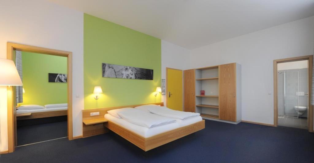 Bildungs- & Tagungshaeuser Vierzehnheiligen Bad Staffelstein Esterno foto